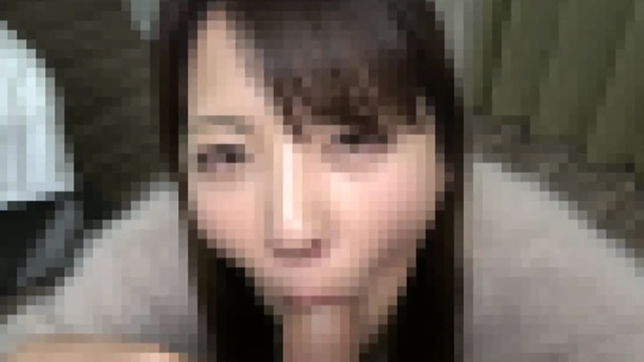 想像以上にエロい女子がチンポをスポンビンとしゃぶりまくって口内射精→ごっくん チンポ大好きっぽい